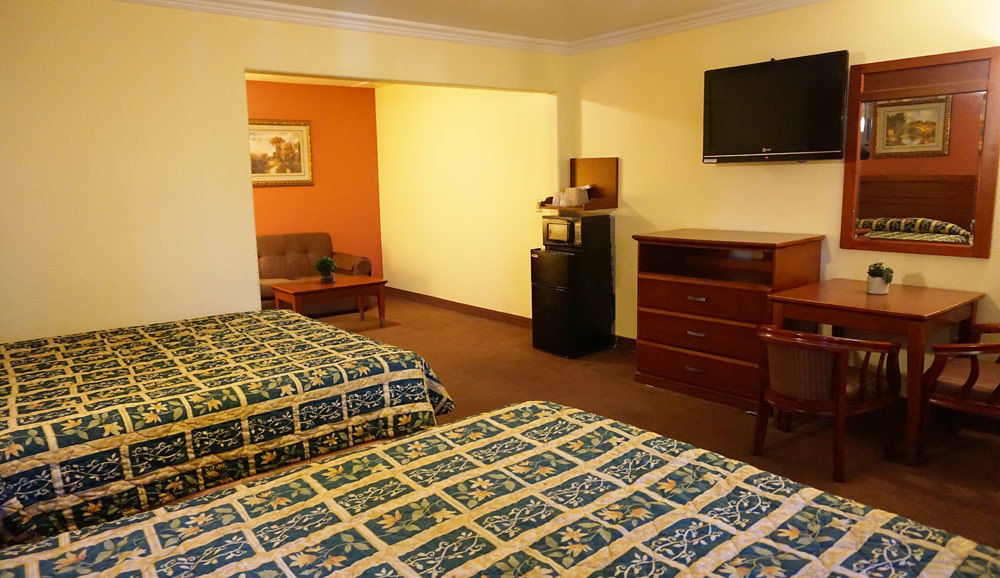 Regency Inn & Suites Downey Exterior foto